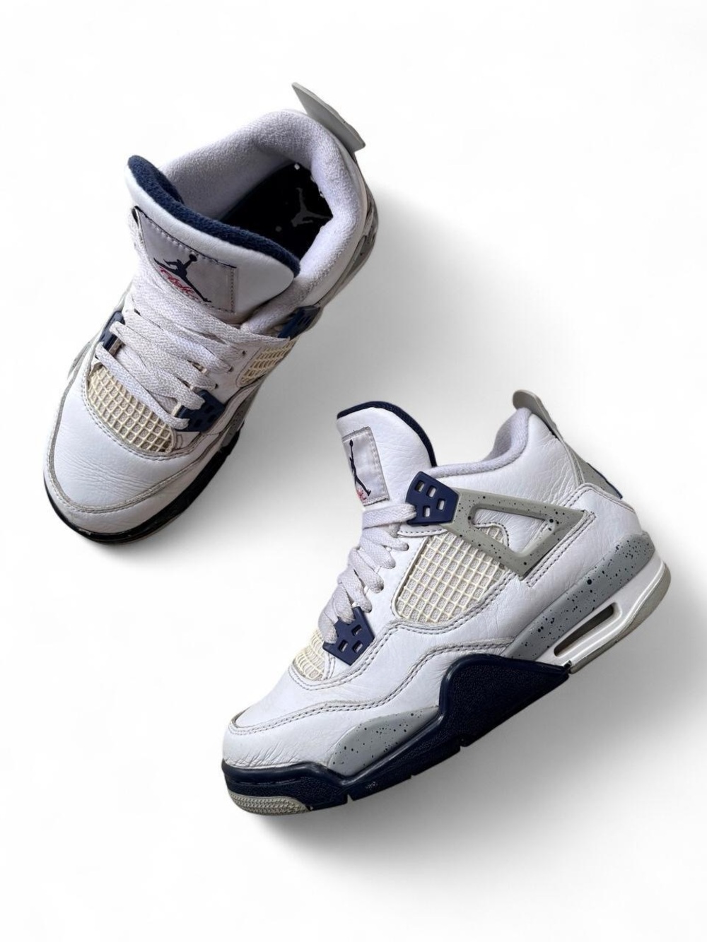 Air Jordan 4 Retro “Midnight Navy” – White/Navy, Youth 3.5Y
